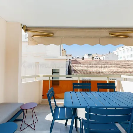 Blue Bay * Cannes